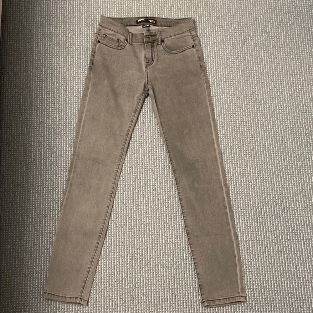 Gray Urban Outfitters gray mid-rise jeans